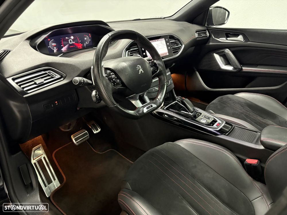 Peugeot 308 PureTech 130 EAT8 GT - 8