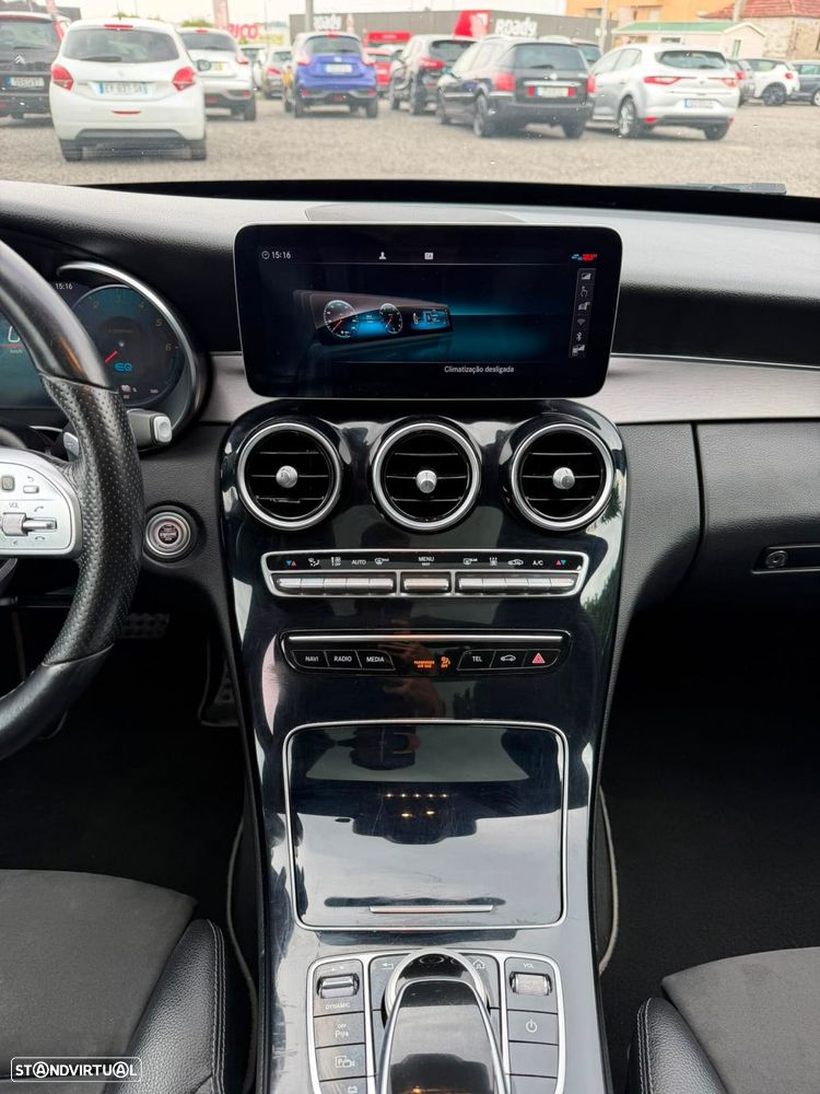 Mercedes-Benz C 300 - 36