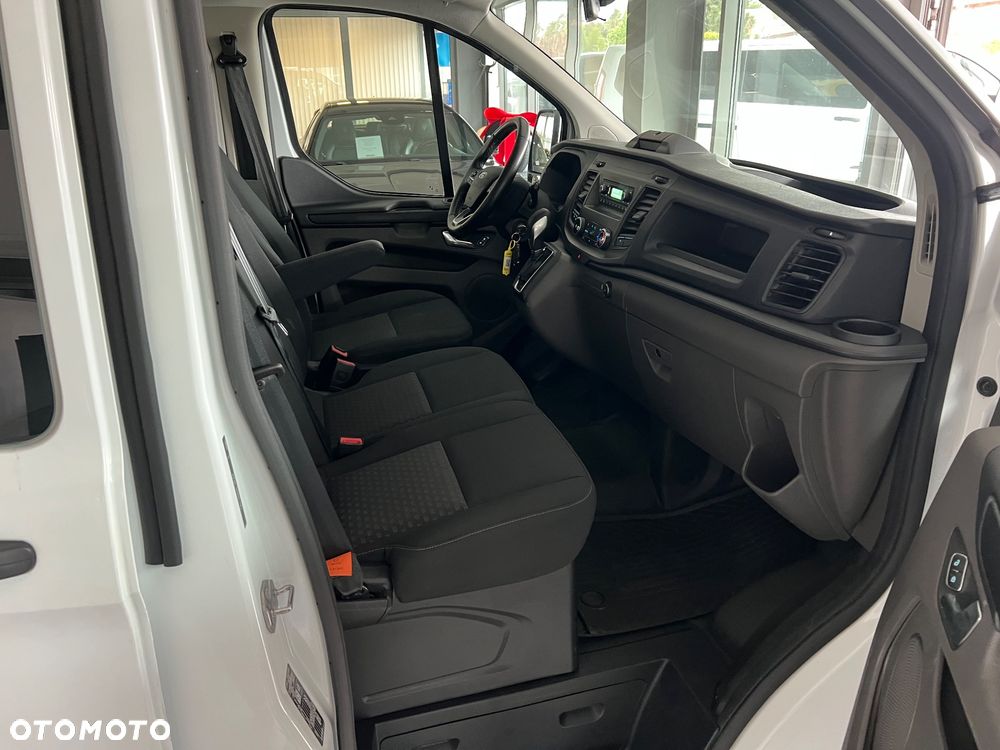 Ford Transit Custom - 38