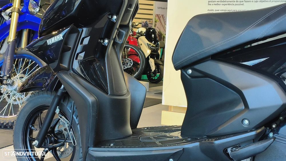 Yamaha RayZR 125 - 9