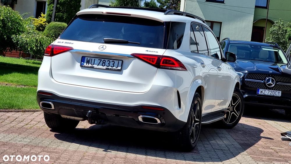Mercedes-Benz GLE 300 d 4-Matic - 9
