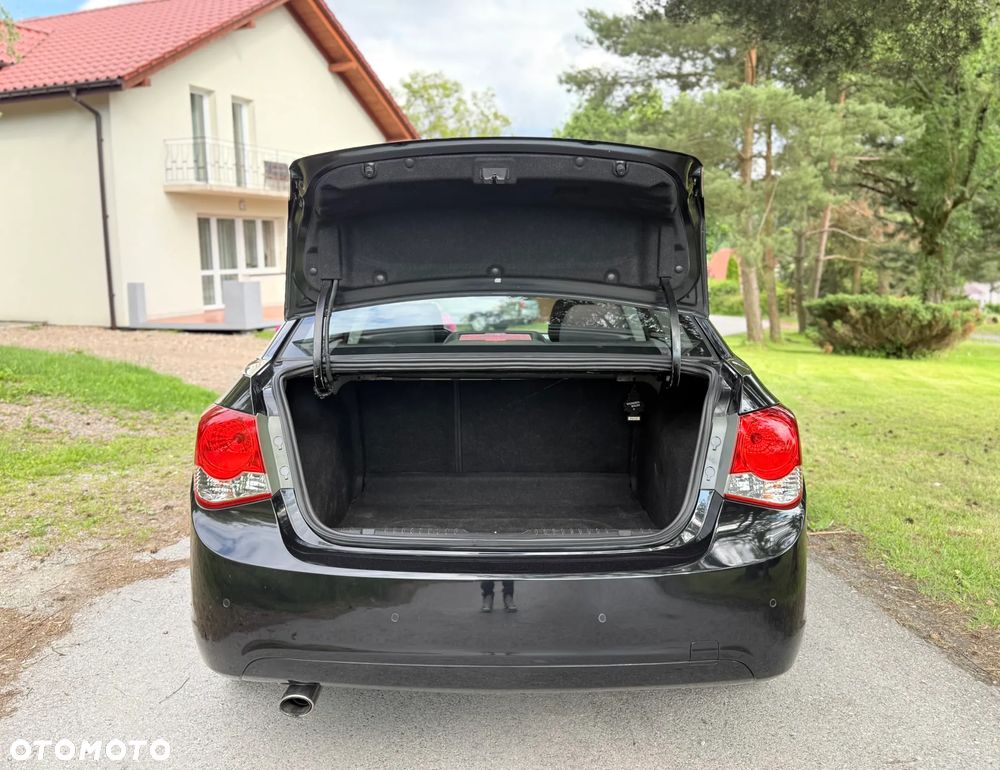 Chevrolet Cruze 2.0 VDCi LS+ - 31