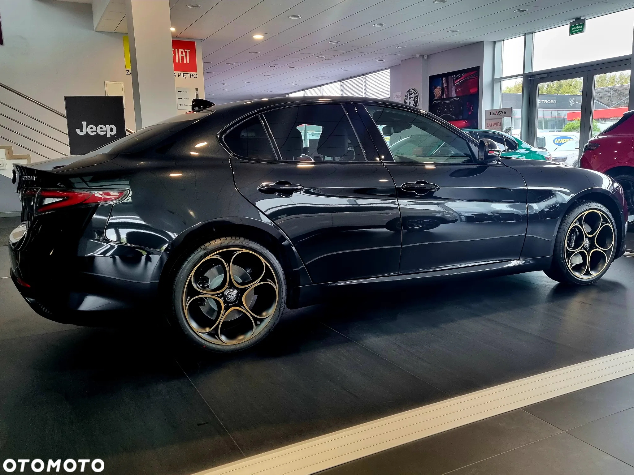 Alfa Romeo Giulia 2.0 Turbo Intensa Q4 - 4