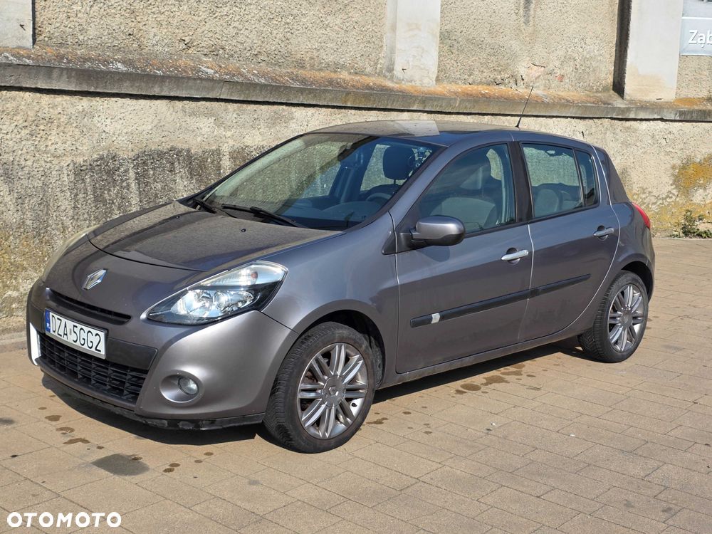 Renault Clio - 1