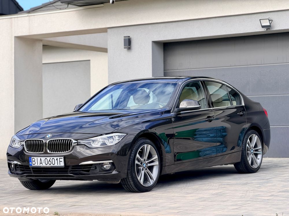 BMW Seria 3 330i Luxury Line - 21