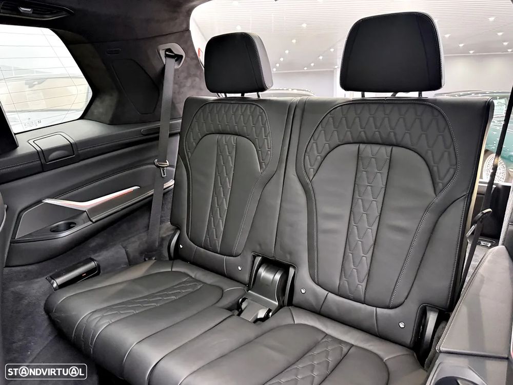 BMW X7 M50d - 35