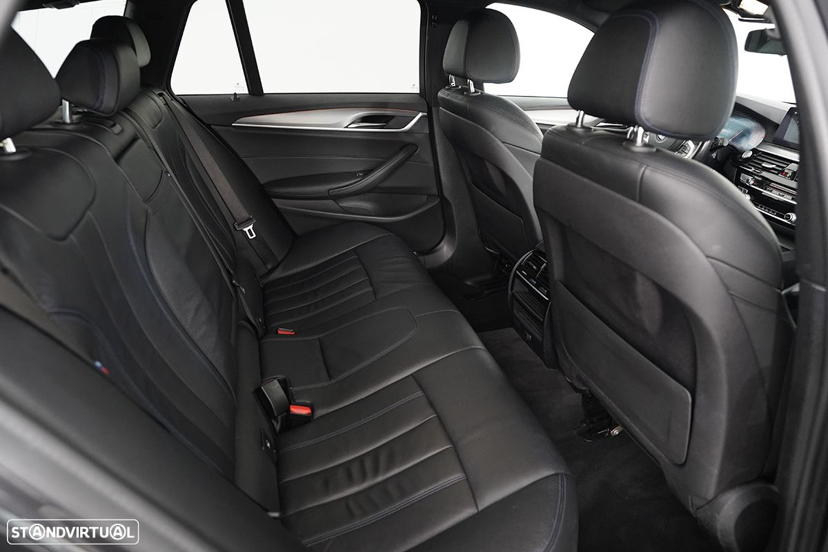 BMW 520 d Pack M Auto - 26