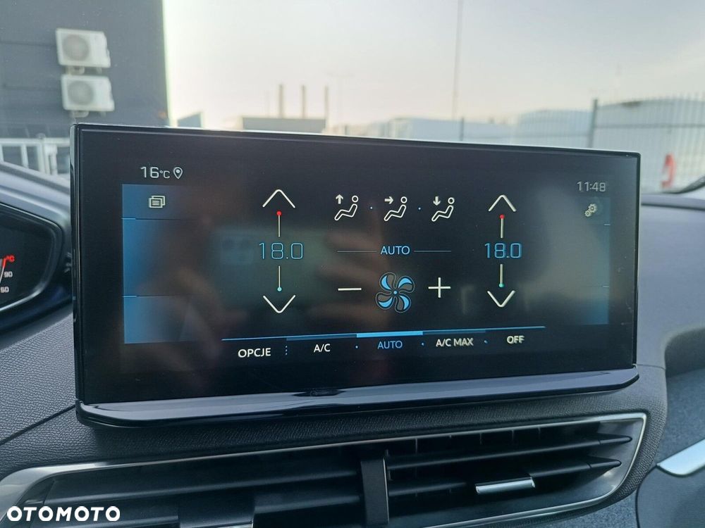 Peugeot 3008 1.5 BlueHDi Allure S&S EAT8 - 29