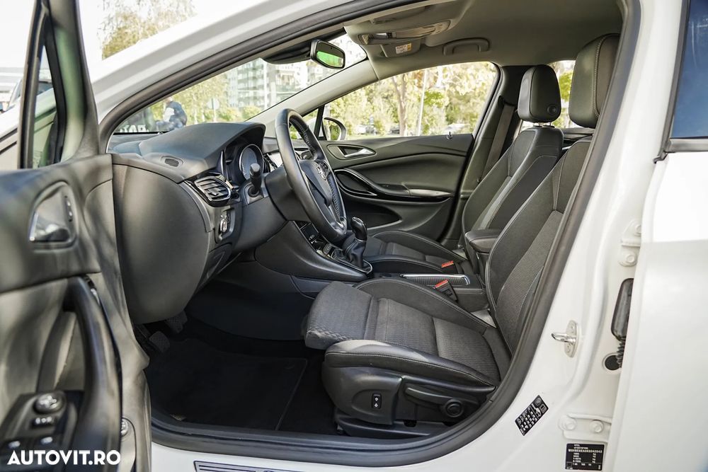 Opel Astra 1.0 Turbo Start/Stop Sports Tourer Innovation - 8