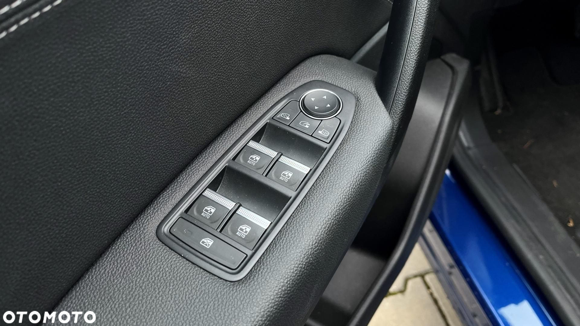 Renault Captur - 11
