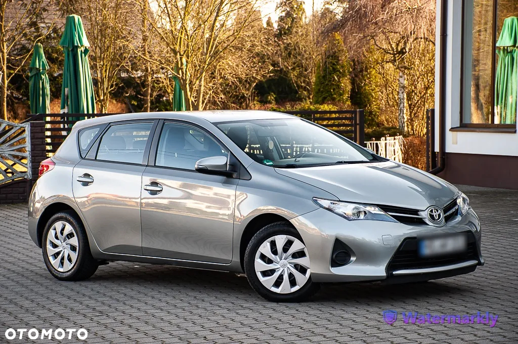 Toyota Auris 1.33 Dual-VVT-i Life - 10