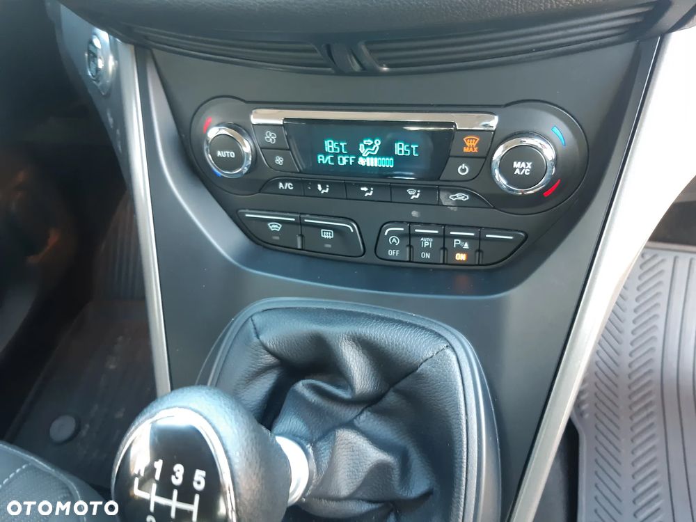 Ford Kuga 2.0 TDCi 4x4 Titanium - 6