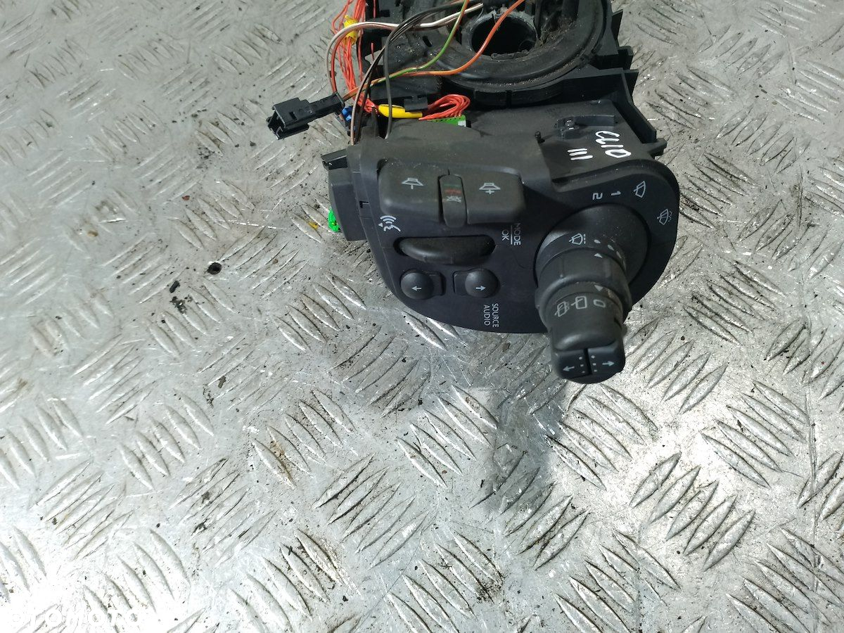 PRZEŁĄCZNIK ZESPOLONY RENAULT CLIO III ( 05-13 ) 8200245499 1.4 16V - 7