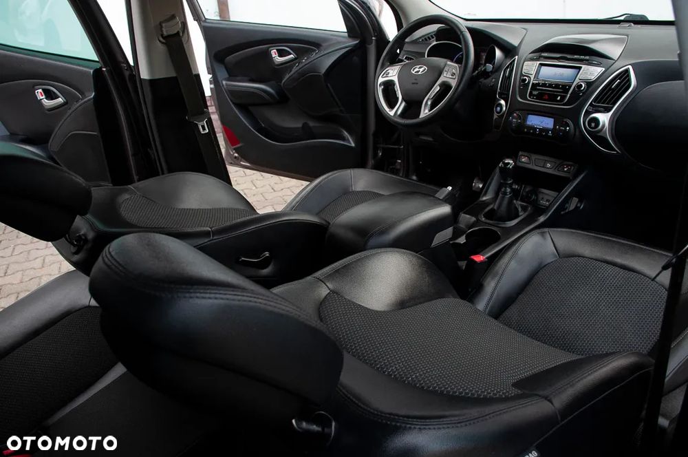 Hyundai ix35 2.0 CRDi 4WD Premium - 5