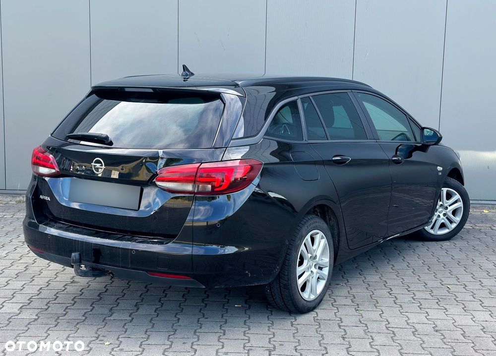 Opel Astra - 10