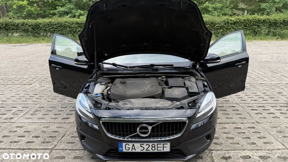 Volvo V40 Cross Country D3 Drive-E Momentum - 19