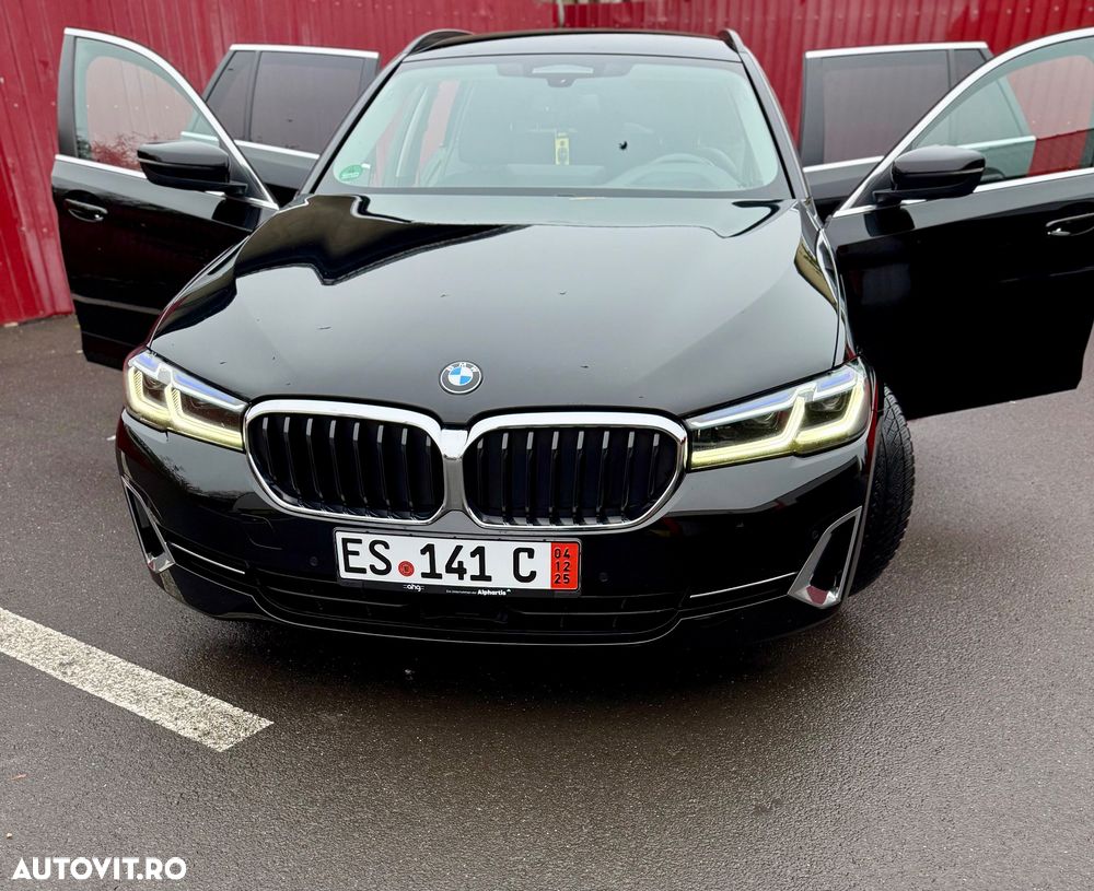 BMW Seria 5 520d Touring Aut. M Sport Edition - 1