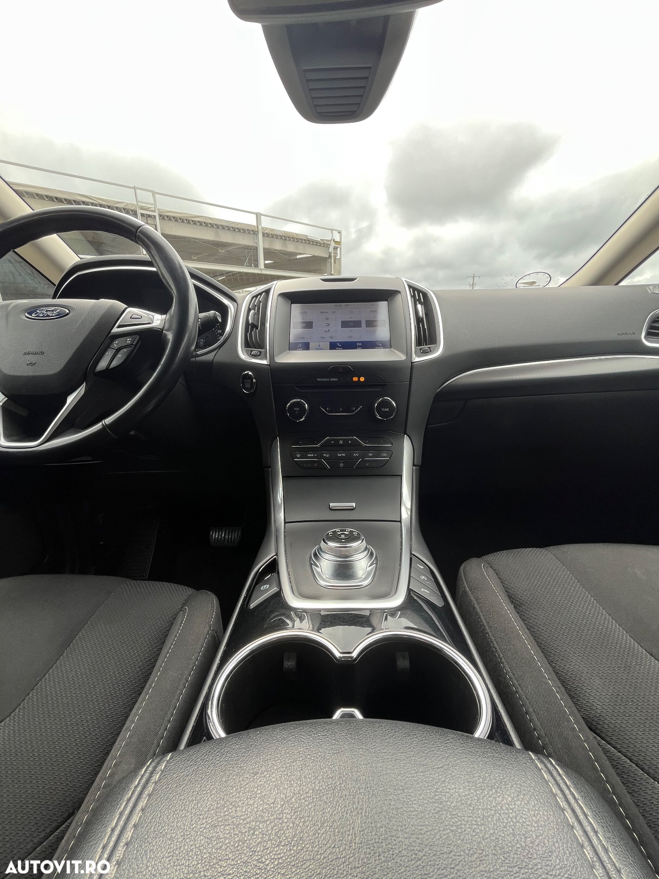 Ford S-Max 2.0 TDCi Powershift Titanium - 4