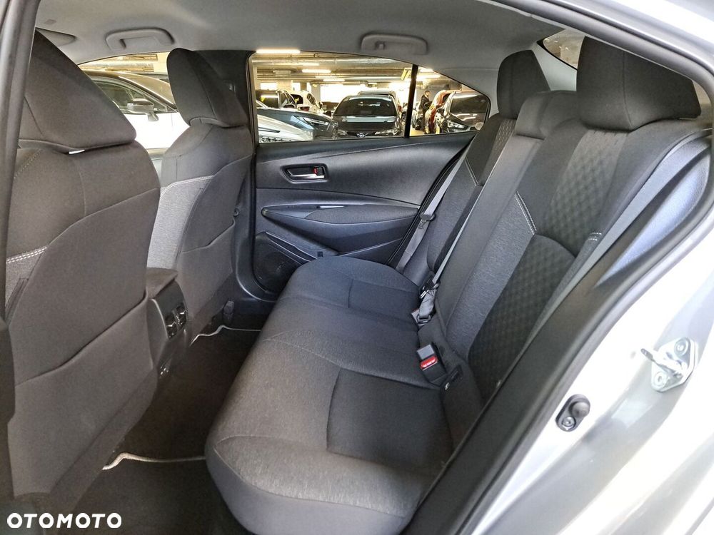 Toyota Corolla 1.8 Hybrid Comfort - 13