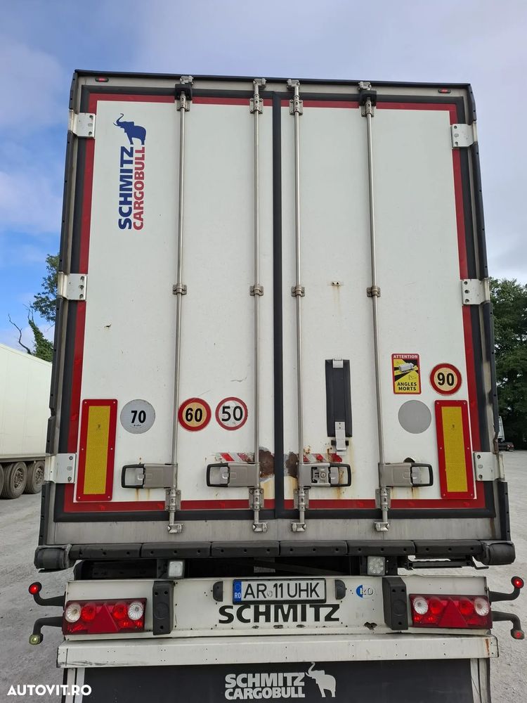Schmitz Cargobull SCB - 3