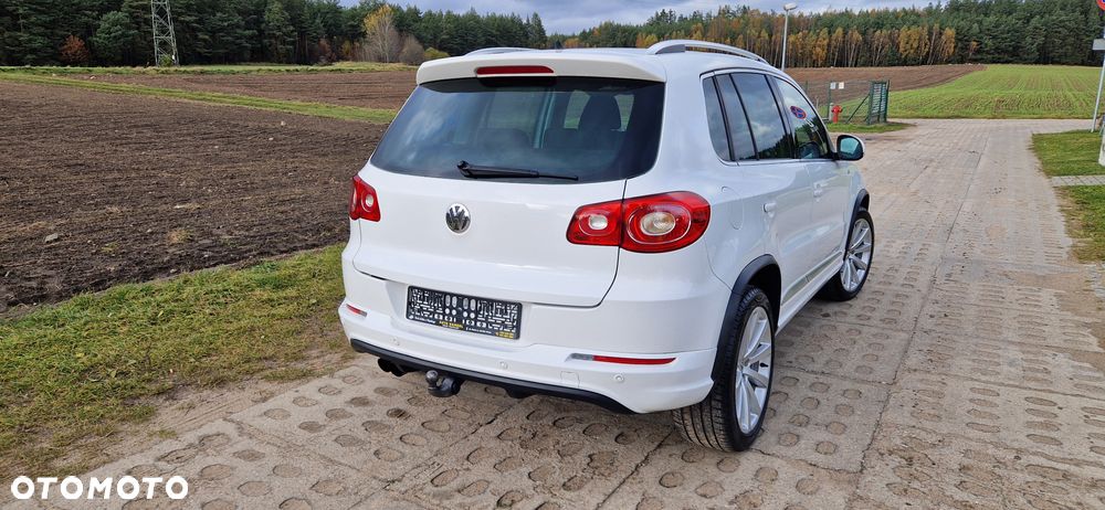 Volkswagen Tiguan - 16