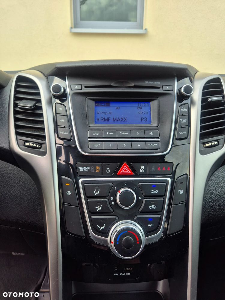 Hyundai i30 1.4 Classic + - 22