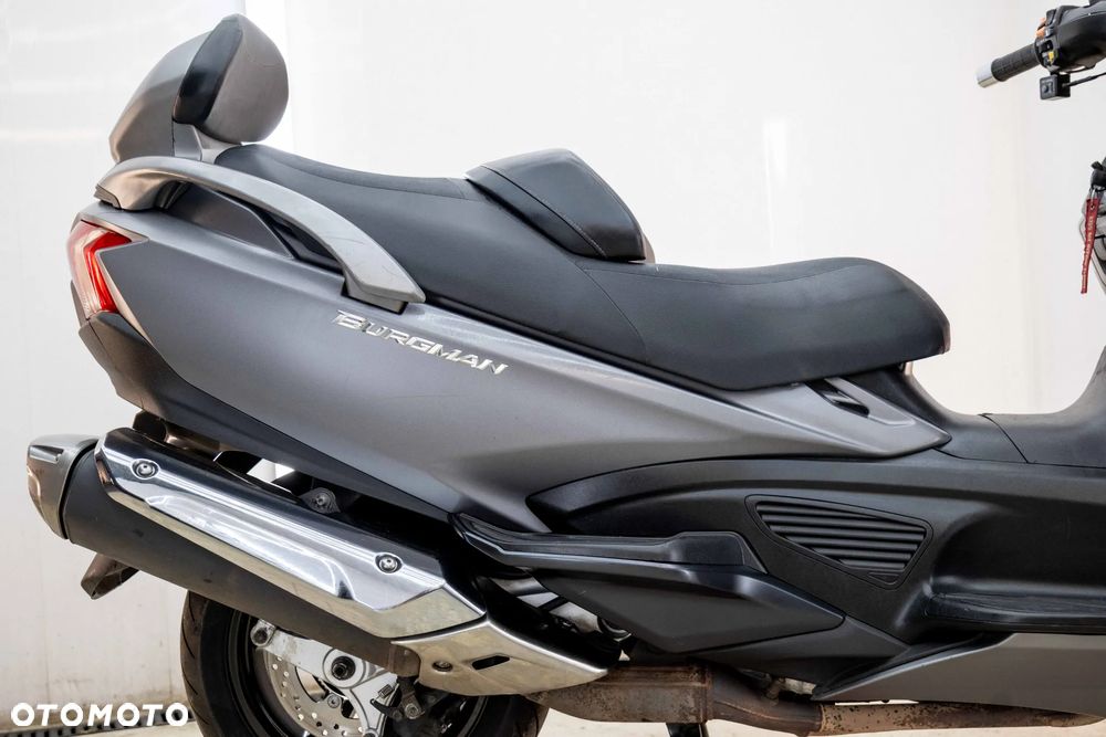Suzuki Burgman - 15