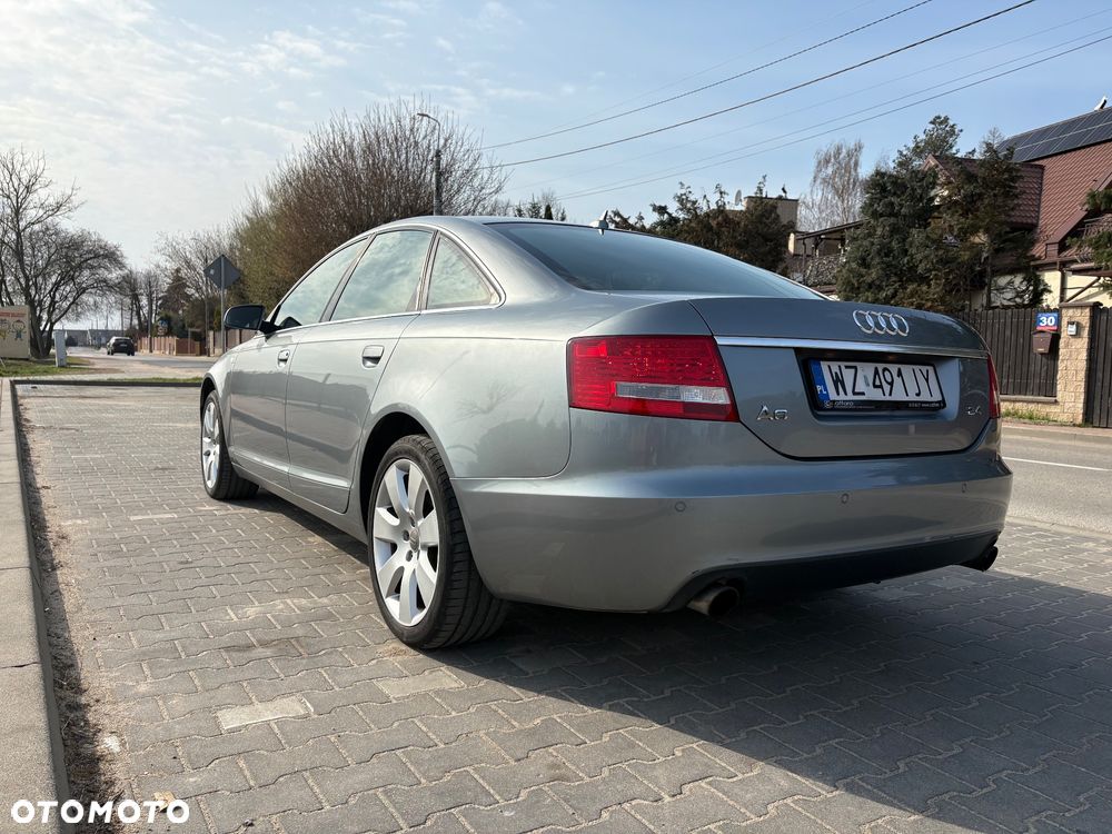 Audi A6 Limousine 2.4 - 5
