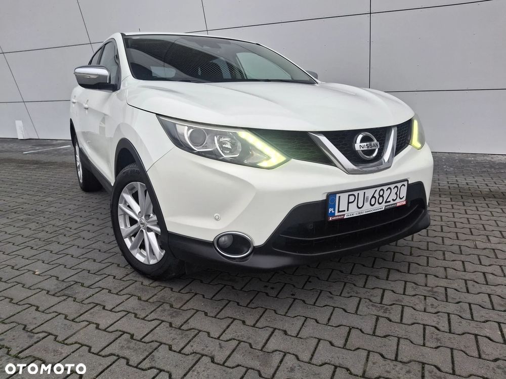 Nissan Qashqai 1.6 dCi 4 x 4 DPF Start/Stop tekna - 2