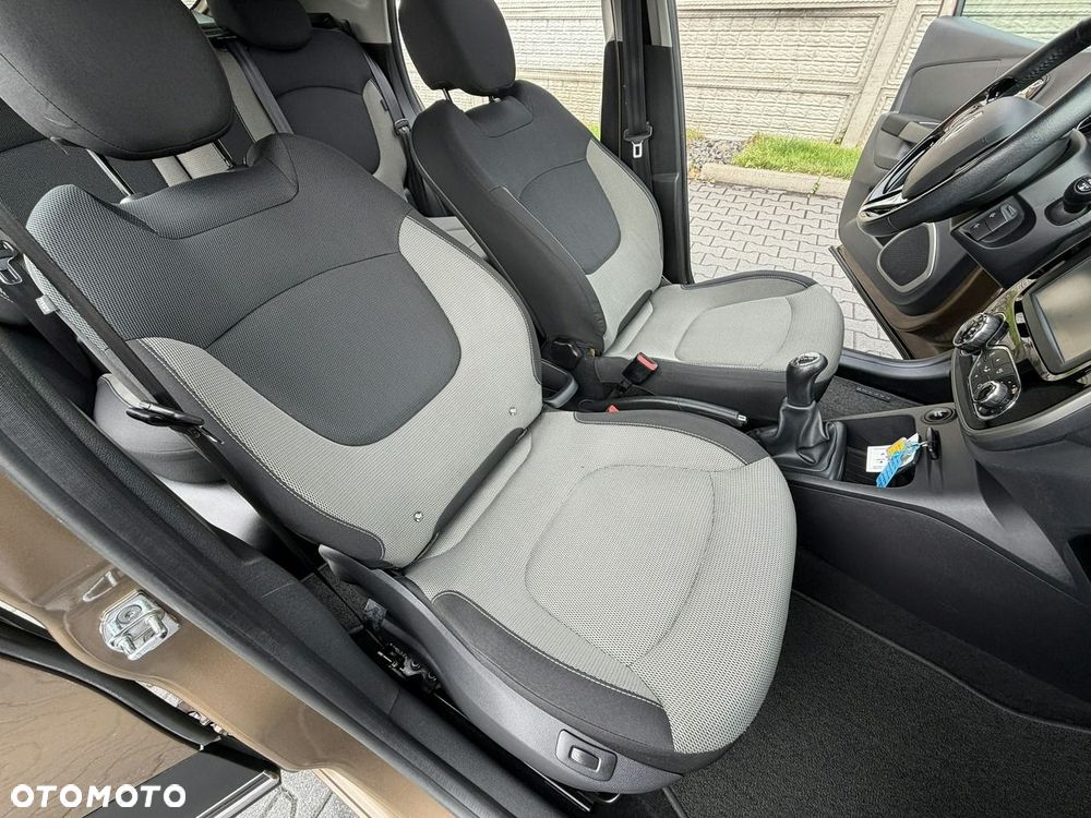 Renault Captur 1.5 dCi Limited - 24