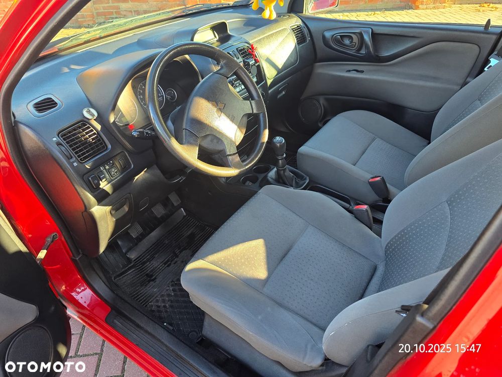Mitsubishi Space Star 1.6 Family - 9