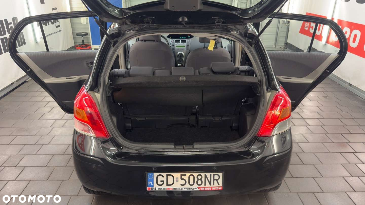 Toyota Yaris - 31