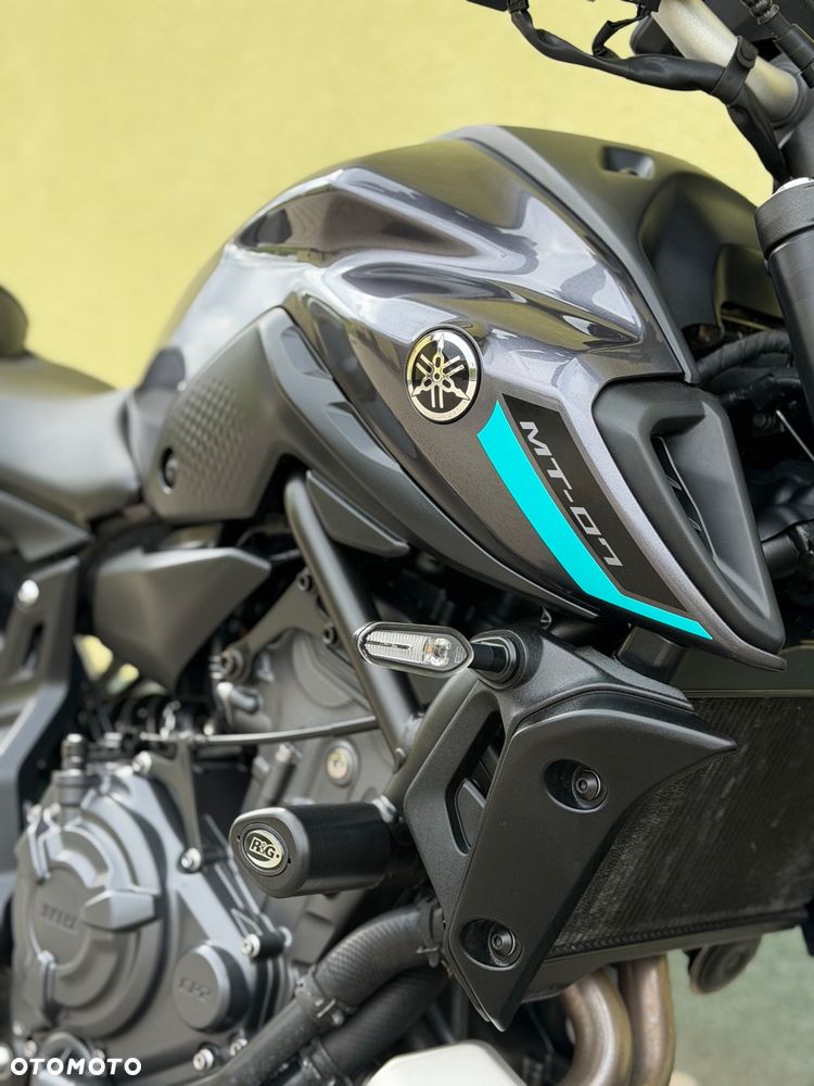 Yamaha MT - 4