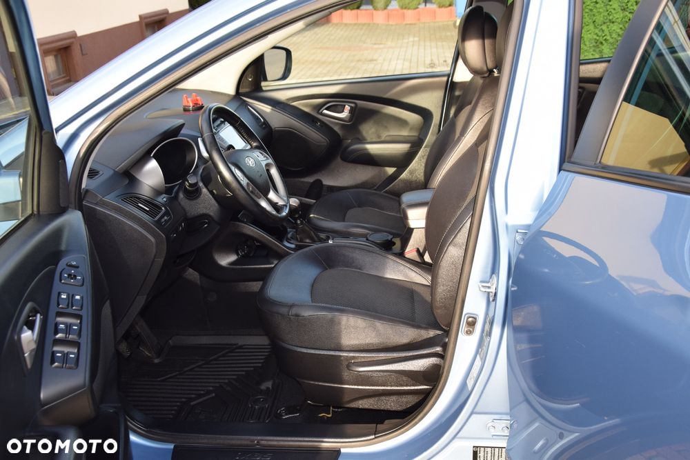 Hyundai ix35 1.6 2WD blue Style - 14