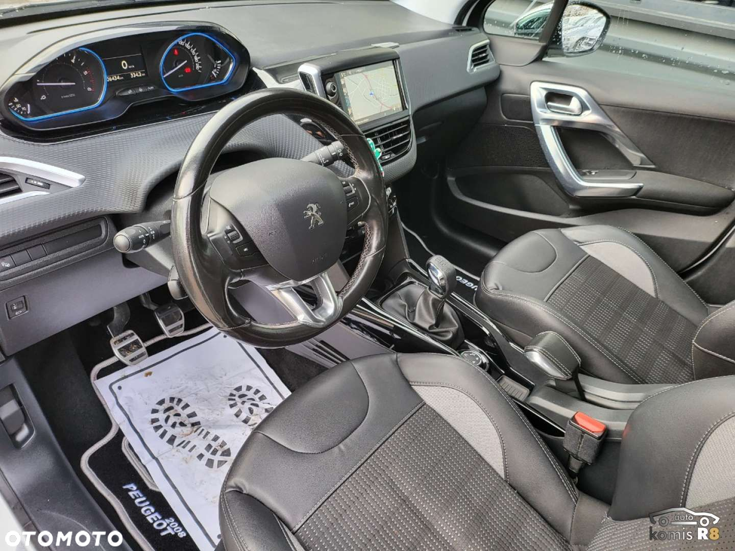 Peugeot 2008 - 11