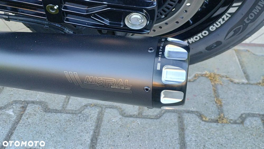 Moto Guzzi V9 - 19