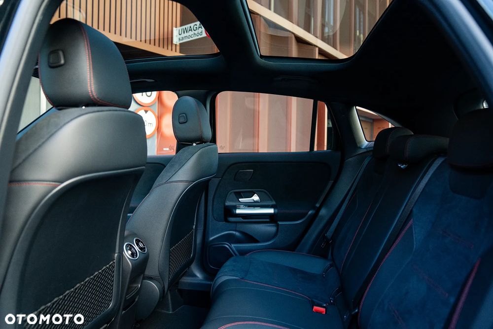 Mercedes-Benz GLA 220 mHEV 4-Matic AMG Line 8G-DCT - 14