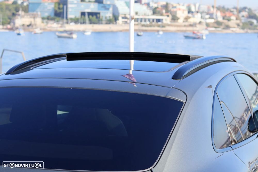 Porsche Macan Electric 4 - 14