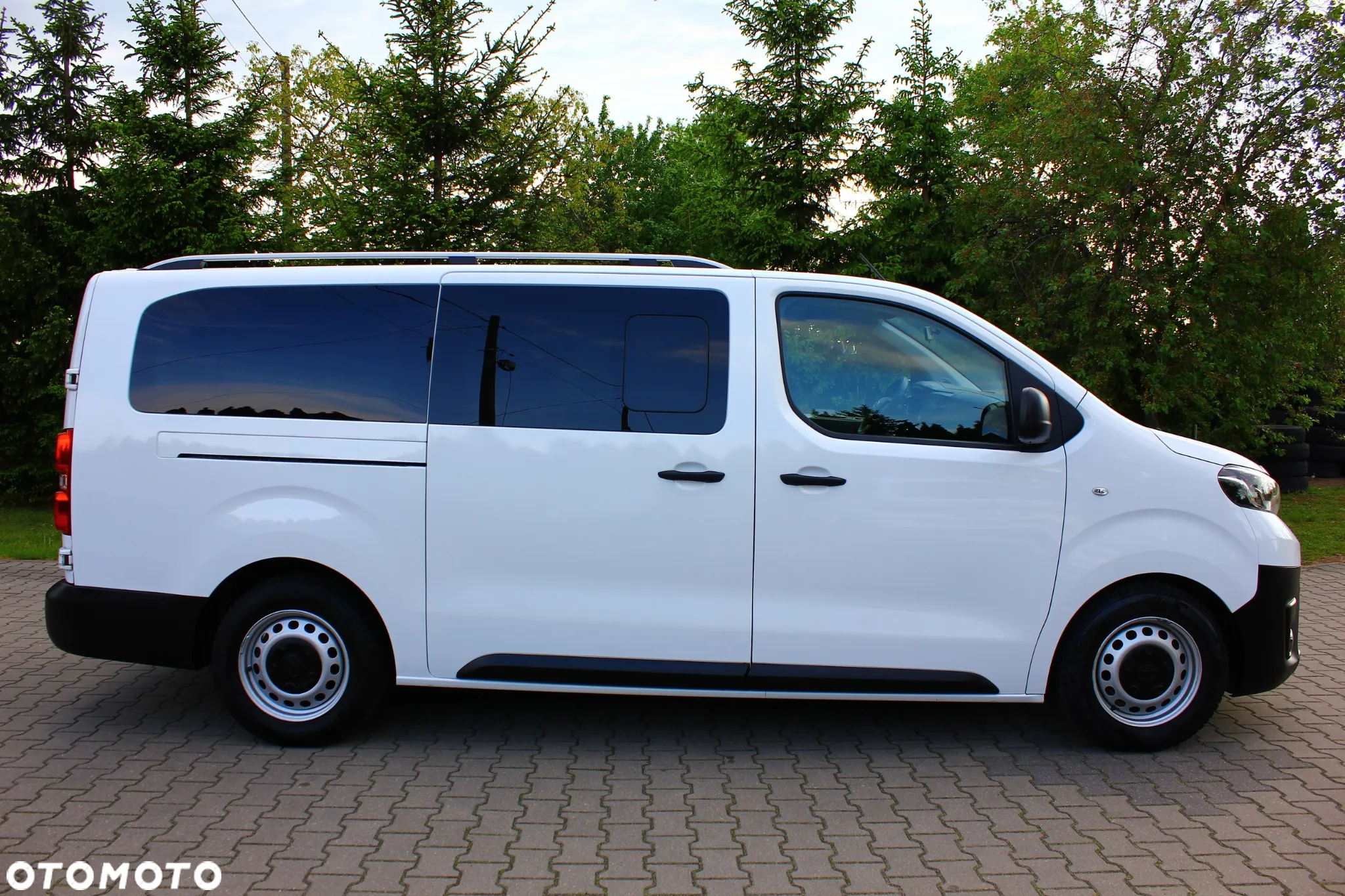 Toyota ProAce Kombi 2.0 D-4D Long 2,8t - 22