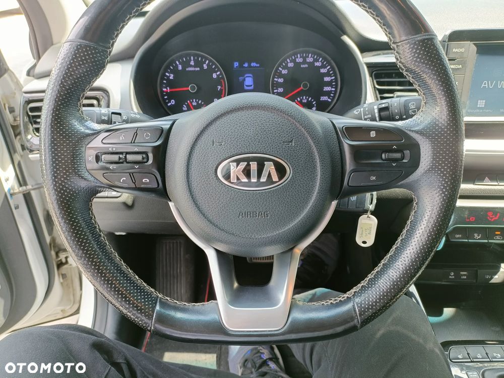 Kia Stonic 1.0 T-GDI L - 14