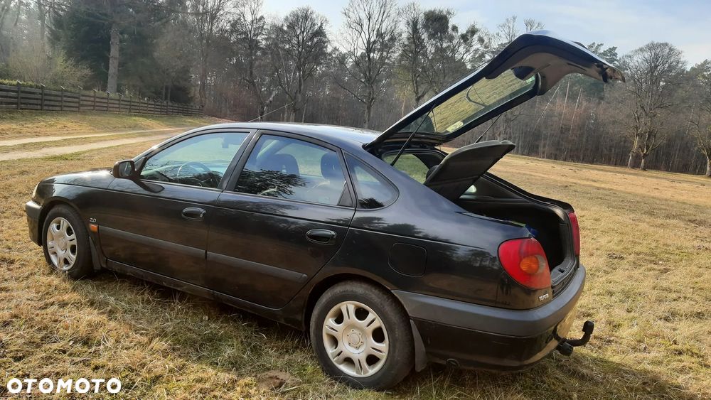 Toyota Avensis - 3