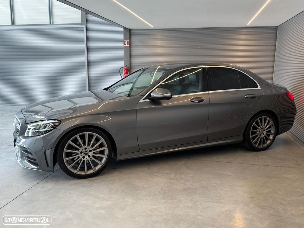 Mercedes-Benz C 220 d AMG Line - 2
