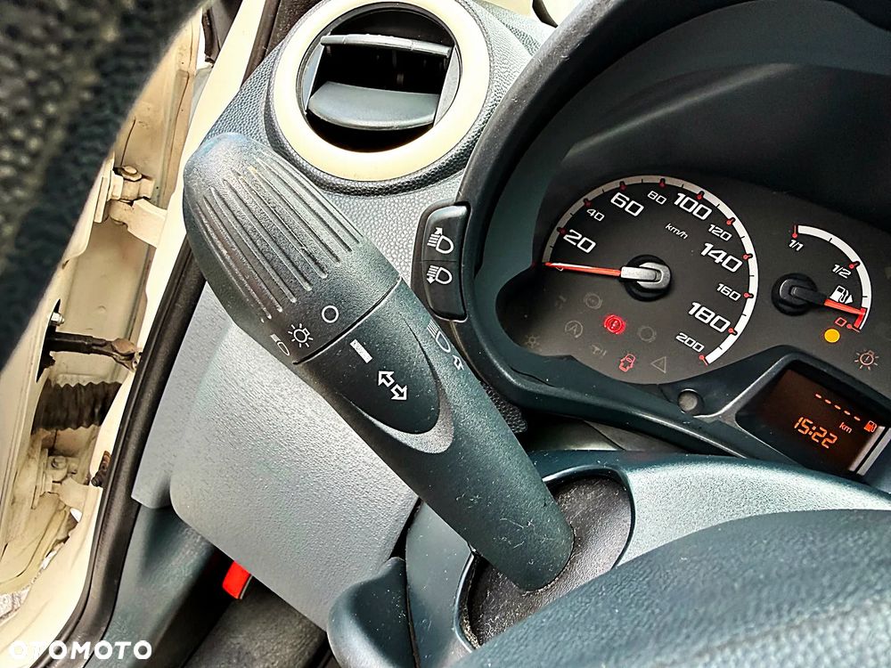 Ford KA 1.2 Start-Stopp-System Titanium - 32