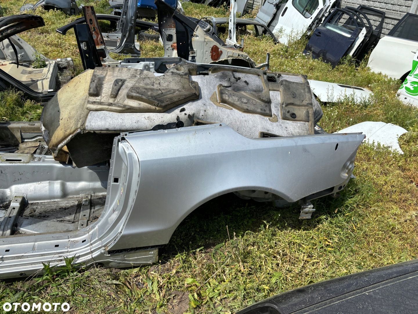 Mercedes-Benz SL 500 230 ĆWIARTKA BŁOTNIK PRAWY LEWY TYŁ TYLNA - 1