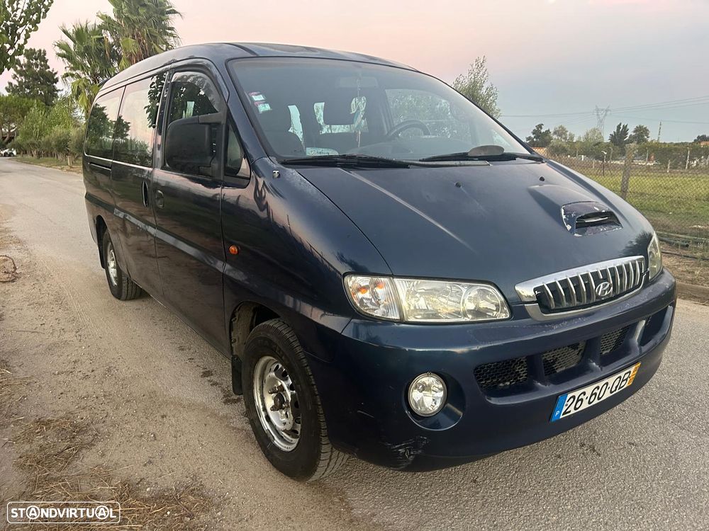 Hyundai H-1 Starex - 1