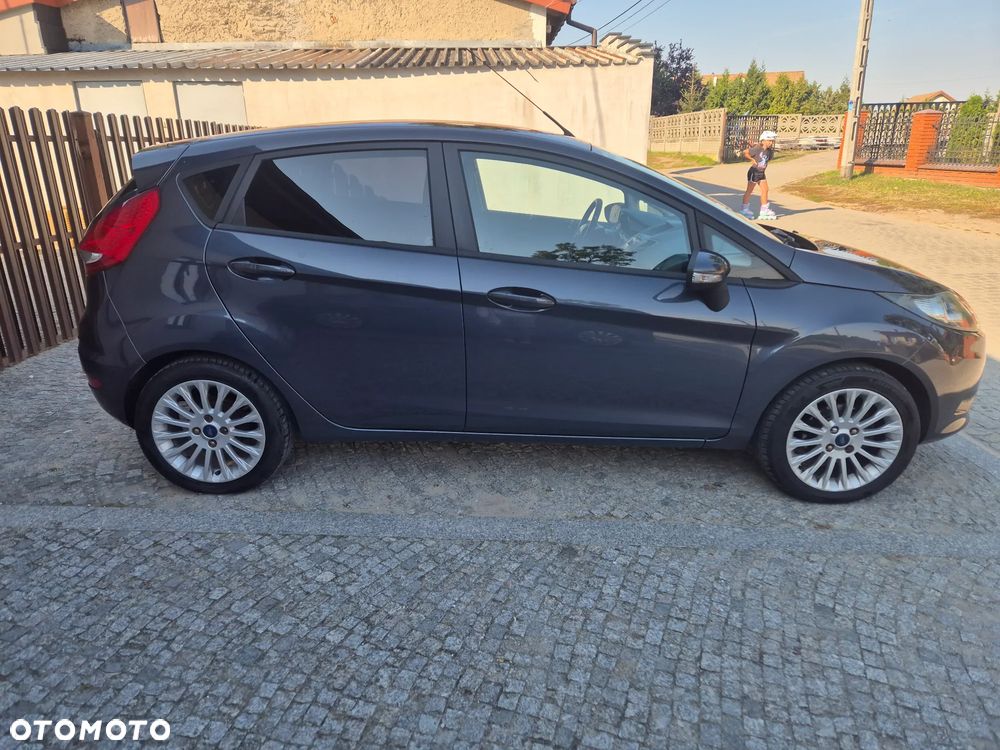 Ford Fiesta - 6