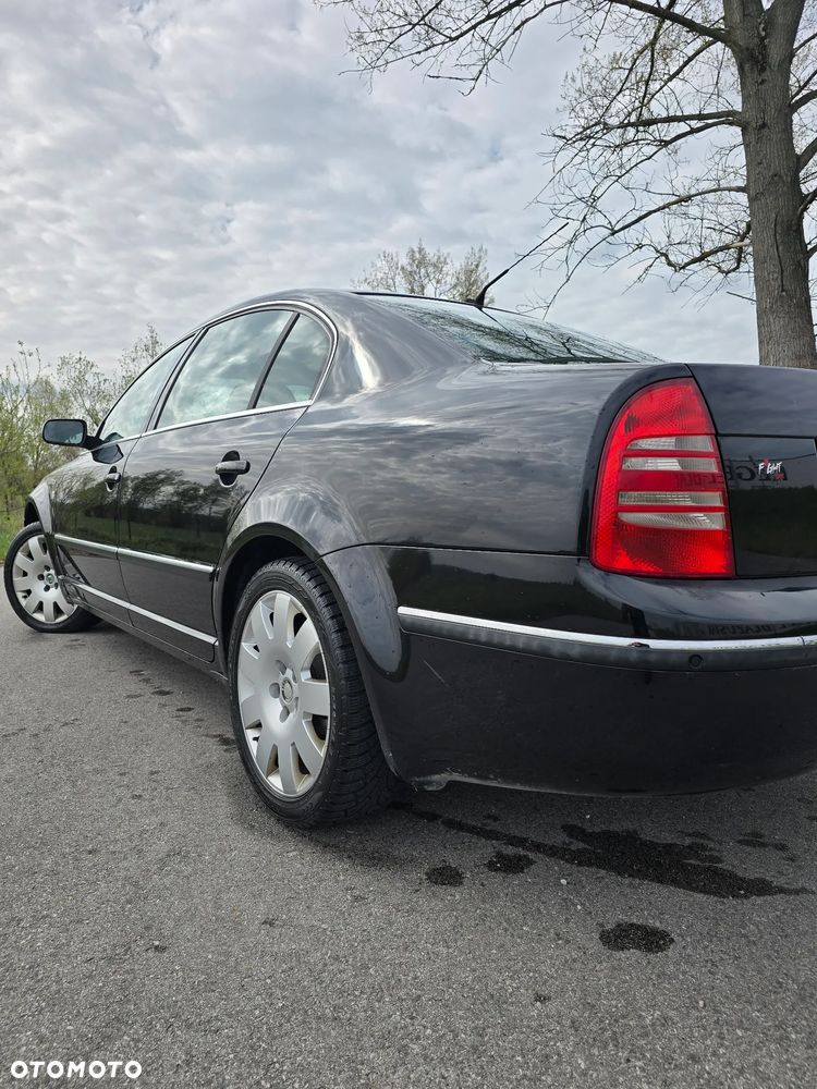 Skoda Superb 2.8 V6 Automatik Elegance - 7