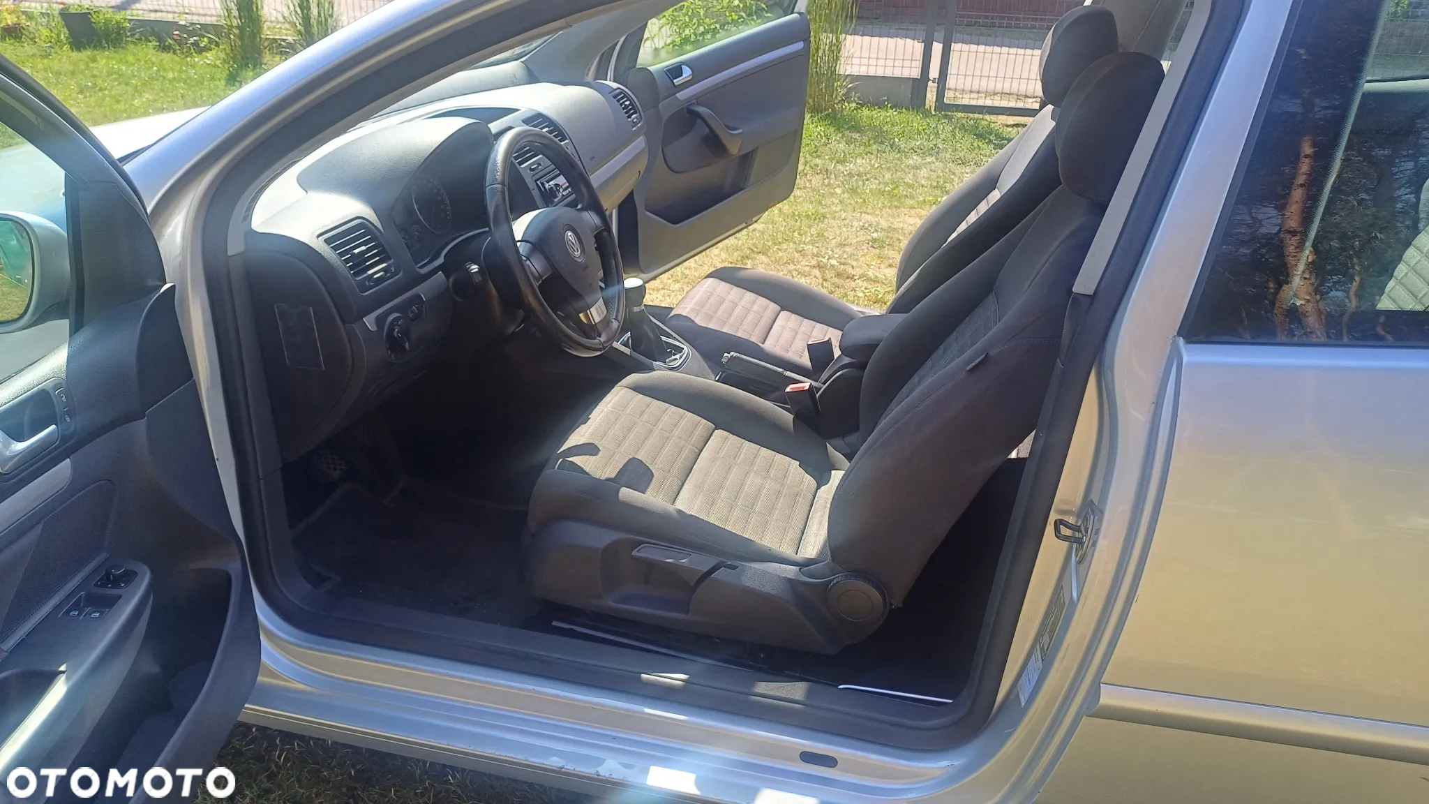 Volkswagen Golf - 14