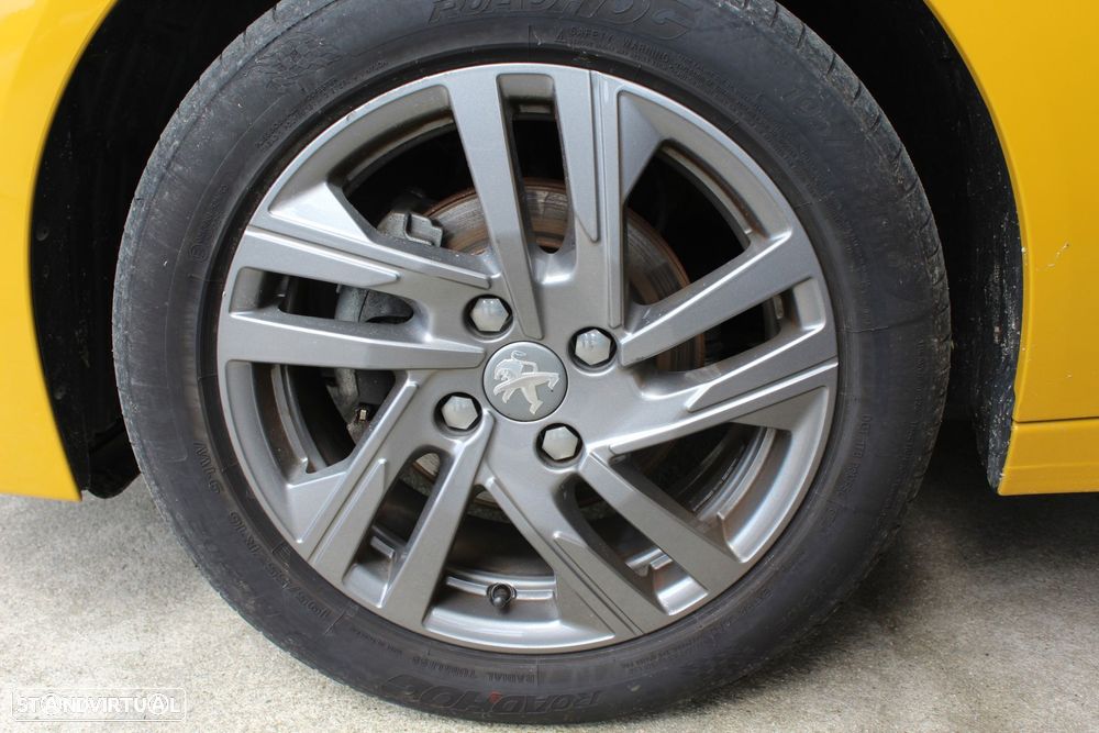 Peugeot 208 1.2 PureTech Active Pack - 22