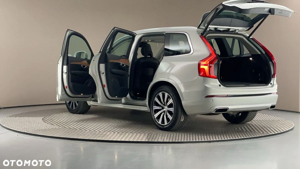 Volvo XC 90 - 4